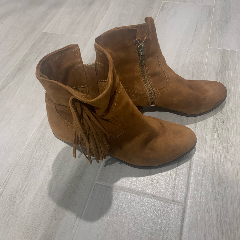 Booties - Picture 3 of 4